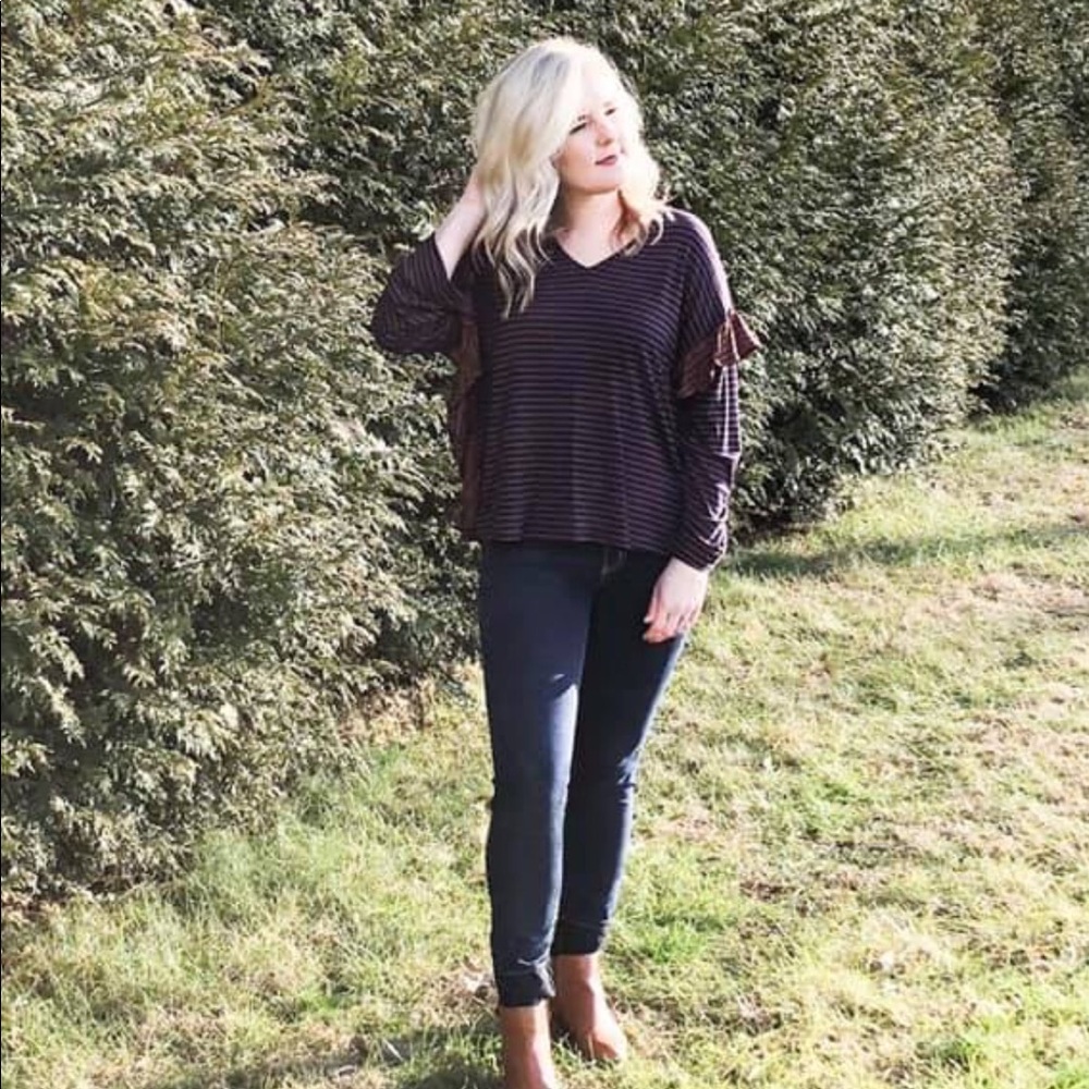 Boutique Top with ruffle on sleeves